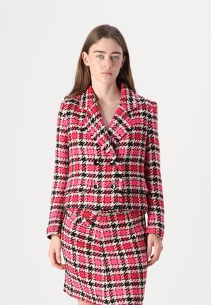 Blazer - dragon fruit