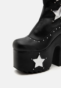 LAMODA ELECTRICITY - Stivali con plateau - black/silver