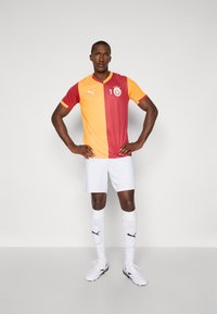 Puma GSK HOME REPLICA SPONSOR - Futbalový dres - red rhythm/intense orange