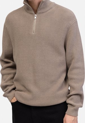Sweter