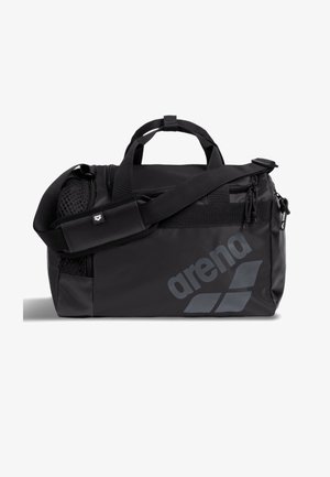 Bolsa deportiva negra Arena con correa para el hombro, bolsillo lateral de malla, compartimentos con cremallera y gran logo en el lateral.