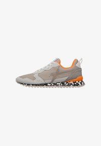 Non selezionato, beige