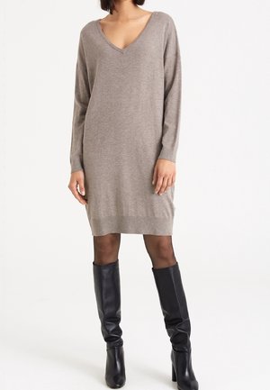 Stickad klänning - mottled beige