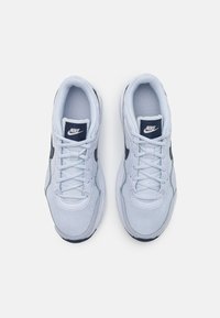 Nike Sportswear AIR MAX UNISEX - Sportbačiai - football grey/summit white/midnight navy/white