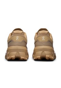 On CLOUDVISTA 2 - Trail hardloopschoenen - chai dune