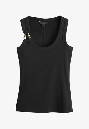 Czarny prążkowany top na ramiączkach z zaokrąglonym dekoltem i unikalnym złotym detalem na jednym ramiączku. Wykonany z elastycznego materiału dla wygody.