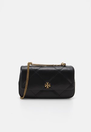 KIRA QUILT MINI FLAP BAG - Soma ar siksnu pāri ķermenim - black