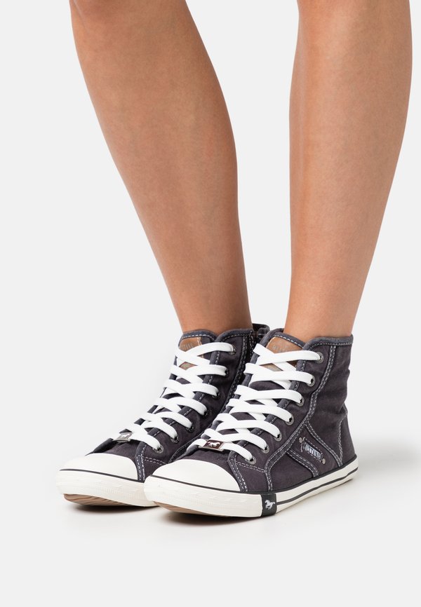 Sneaker high - schwarz