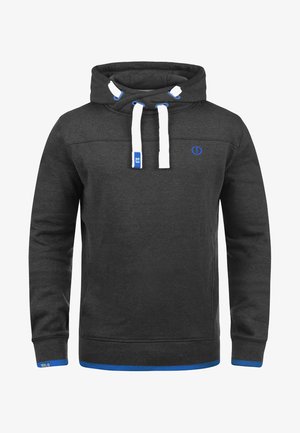 Tamno siva dukserica s bijelim vezicama, plavim detaljima, kenguruvim džepom, rebrastim manžetama i suptilnim logotipom na prsima.