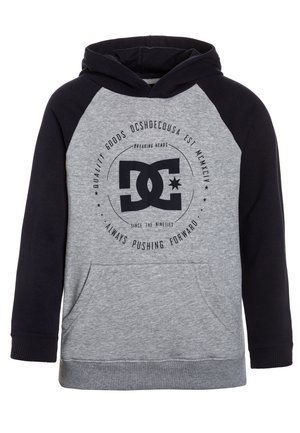 Bluza z kapturem o szarym korpusie, granatowymi rękawami raglanowymi, przednią kieszenią oraz okrągłym logo nadrukowanym na piersi. Wykonana z miękkiego materiału.