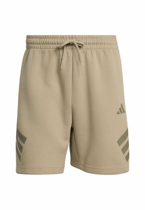 Pantalones cortos deportivos beige hechos de tela suave, con una cintura elástica con cordón y detalles de logotipo en verde oscuro en los lados.
