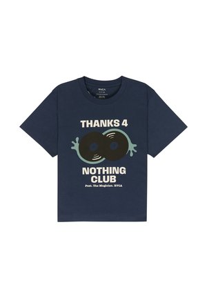 T-shirt en coton bleu marine avec un graphisme de deux disques vinyles et des accents ludiques. Le texte en dessous indique "THANKS 4 NOTHING CLUB" en crème gras.