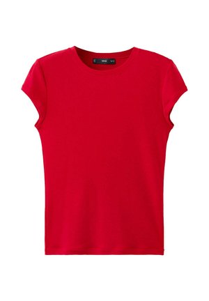 T-shirt rouge ajusté à manches courtes, col rond et étiquette à l'intérieur du col sur fond blanc.