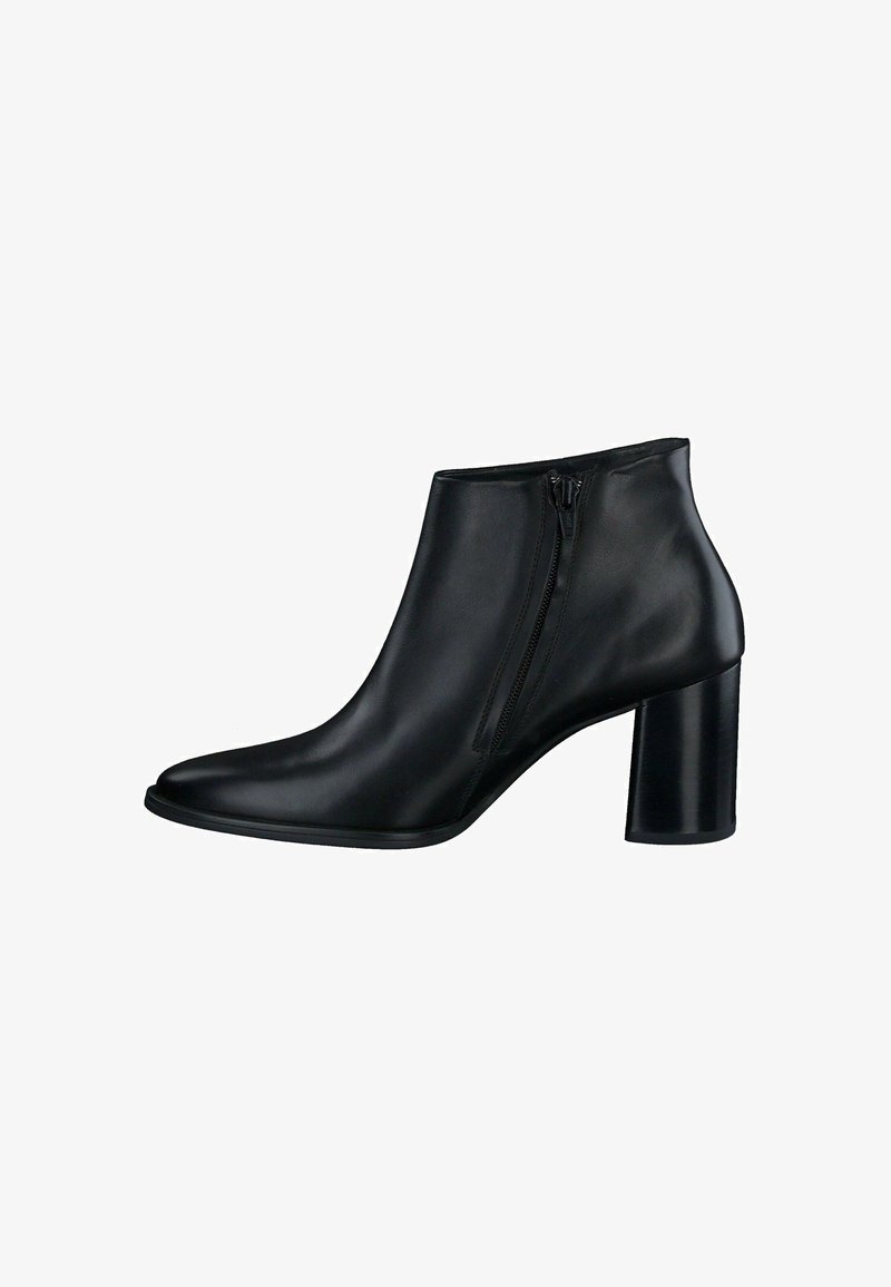 Černé kožené kotníkové boty s špičatou špičkou, bočním zipem a silným podpatkem. Hladká textura a minimalistický design.