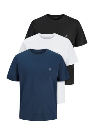 Drei kurzärmlige T-Shirts aus Baumwolle in Marineblau, Weiß und Schwarz; jedes hat einen runden Ausschnitt und ein kleines Logo auf der Brust.