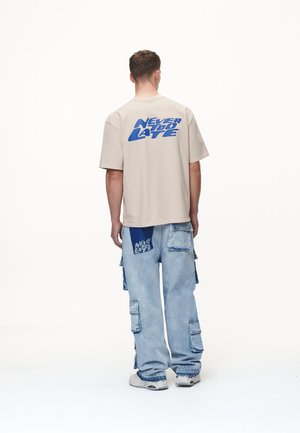 Camiseta estampada - sand