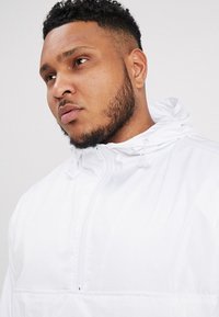 Urban Classics BASIC - Windbreakers - white
