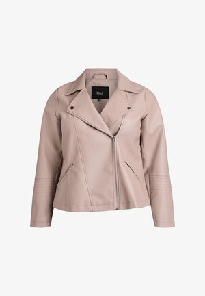 Chaqueta de cuero color rosa claro con diseño entallado, cierre diagonal con cremallera y dos bolsillos frontales con cremallera. Cuenta con hombreras y costuras detalladas.