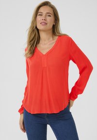 Kaffe AMBER - Blus - grenadine