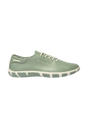 Chaussure en cuir décontractée verte avec lacets et semelle blancs, avec des noms de villes comme Bali, New York et San Francisco sur le côté.