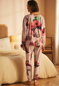 B by Ted Baker PRINT COSY HANDFEEL SET - Pidžamas komplekts - pink floral