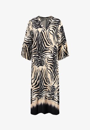 Robe longueur genoux en tissu satiné avec un imprimé zèbre noir et beige, dotée d'un décolleté en V et de manches évasées, avec un ourlet dégradé en noir.