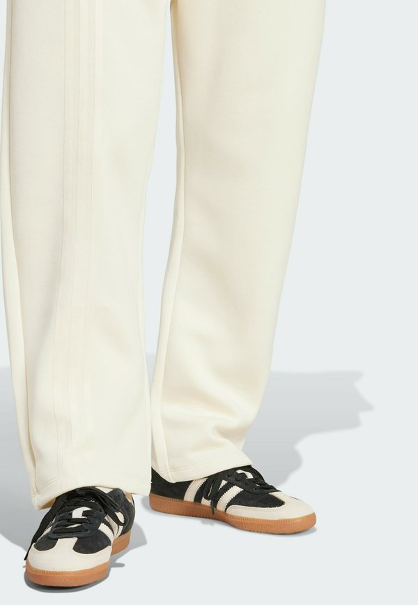 OVERSIZED 3-STRIPES LOOSE - Tracksuit bottoms3