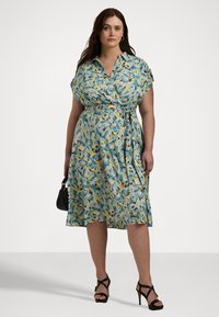 Lauren Ralph Lauren Woman FLORAL BELTED CREPE DRESS - Vardagsklänning - cream multi