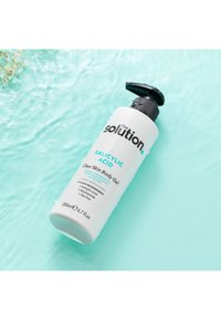 The Solution SALICYLIC ACID CLEAR SKIN BODY GEL - Serum