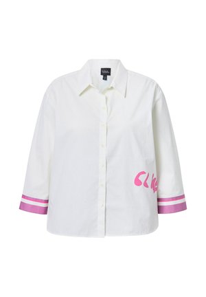 Chemise blanche à manches longues, avec une coupe décontractée, ornée d'accents rayés roses sur les manches et d'un grand logo rose sur le devant.