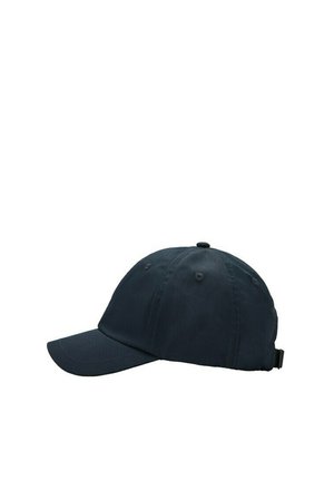 Gorra de béisbol negra de seis paneles con visera curva y correa ajustable sobre fondo blanco.