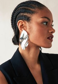 Next MOLTEN FOLDED STATEMENT - Kõrvarõngad - silver tone