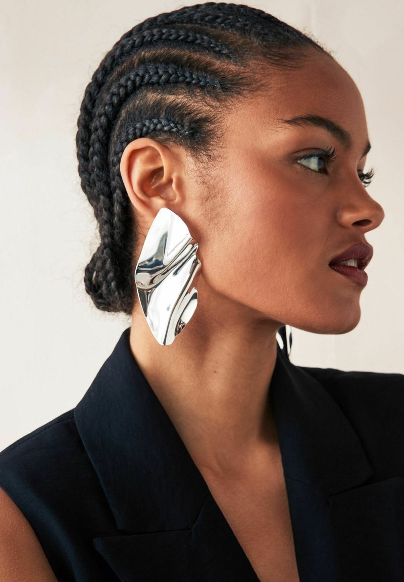 Next MOLTEN FOLDED STATEMENT - Kõrvarõngad - silver tone