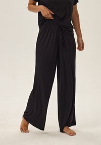 ESOTIQ JULIETTE czarny