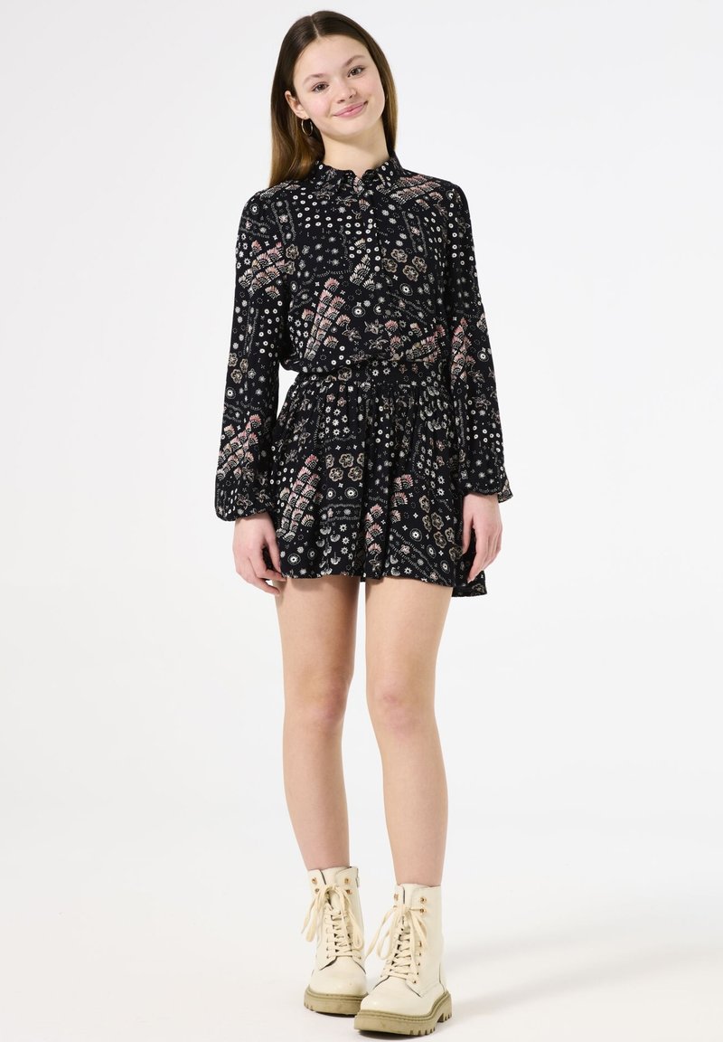 Garcia Blusa - off black