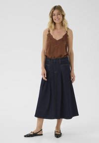 Cream ROBINA  - Jeanskjol - chicago rinse blue denim tobac