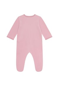 Rosa Baumwollbabystrampler mit langen Ärmeln und Füßen. Verfügt über einen runden Halsausschnitt und eine weiche, glatte Textur.