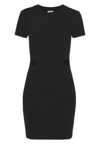 Robe courte noire côtelée avec une silhouette ajustée, présentant des découpes à la taille et un col rond classique.