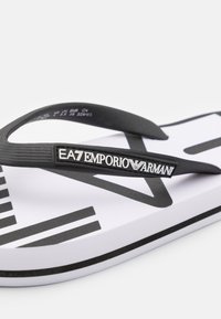 EA7 Emporio Armani UNISEX - Sandalai su T formos dirželiu - white/black