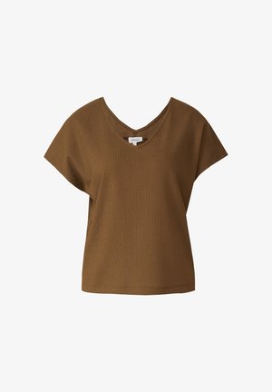 Brązowa damska bluzka z krótkim rękawem i teksturą, z dekoltem w serek i luźnym krojem, z widoczną metką marki przy dekolcie.