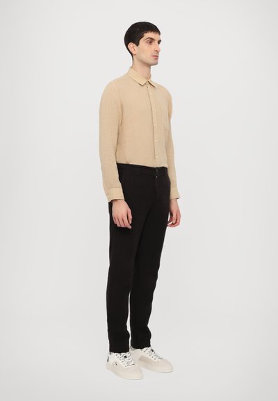 120% Lino MEN PANT - Auduma bikses - black