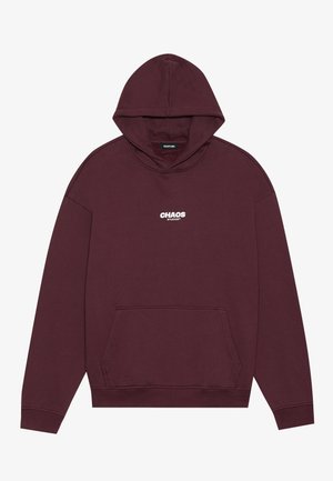 Sweatshirt com capuz burgundy feito de tecido suave, com um bolso frontal e o logo branco "CHAOS" ao centro. Punhos elásticos nas mangas.