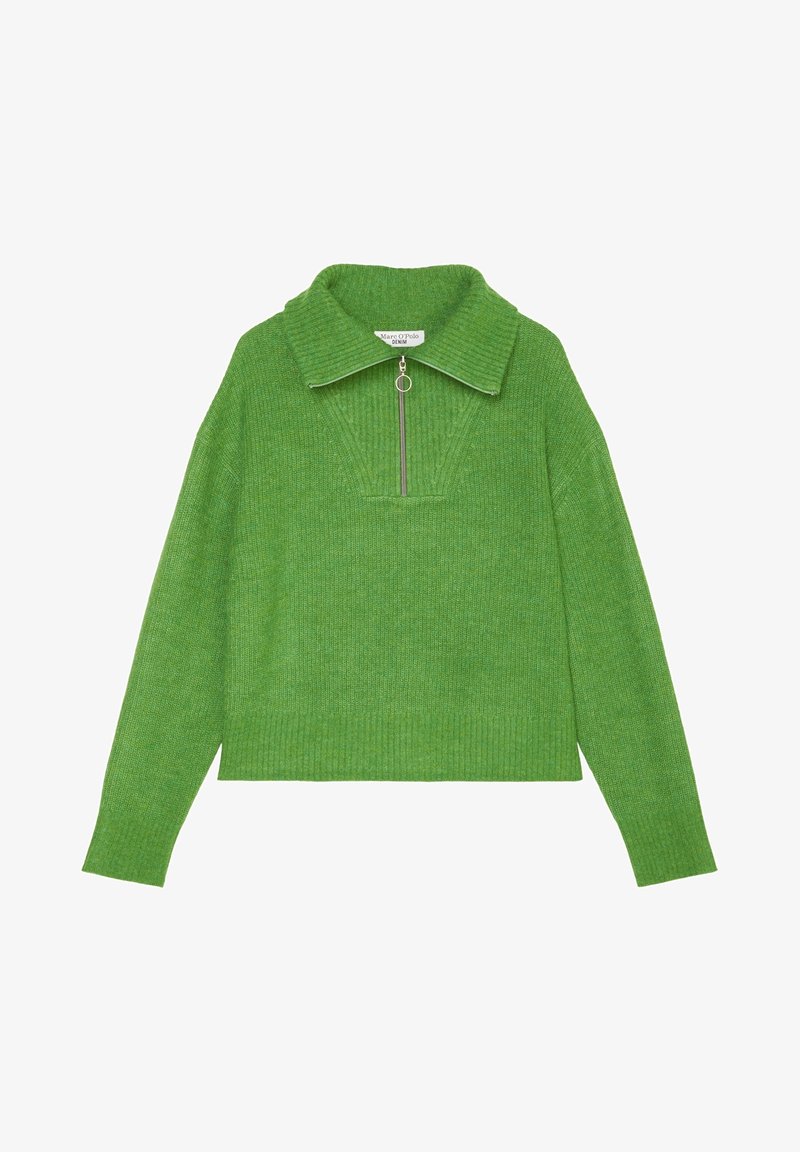 Pull en maille verte à manches longues, col côtelé, et demi-fermeture éclair à l'avant avec un tire-zip rond.