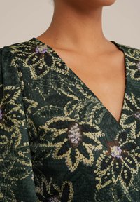 WE Fashion Jerseyklänning - green