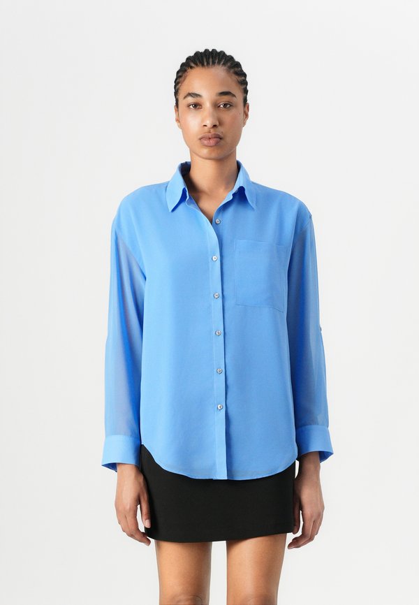 ROLL SLEEVE UTILITY POCKET - Button-down blouse