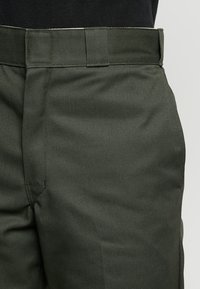 Dickies Chinos - olive