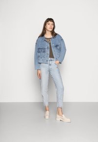 ONLY ONLNICOLE LIFE MIX - T-shirt básica - crocodile