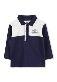 Marineblauwe longsleeve polo met witte kraag, drie knopen en geborduurd "Timberland 1973 New England" logo op de voorkant.