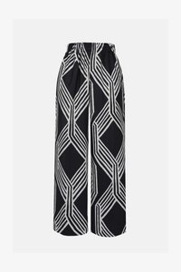 Unselected, white/black