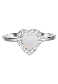 Sudraba gredzens ar sirdshape opāla akmeni, ko ieskauj mazu caurspīdīgu dārgakmeņu halo, pulēta josla ar gludu apdari.